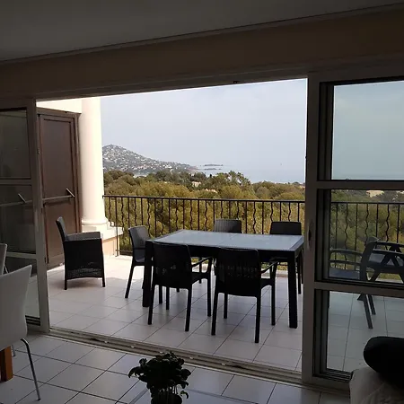 Cap Esterel 6 Pers Vue Classe 3 Etoiles Saint-Raphaël