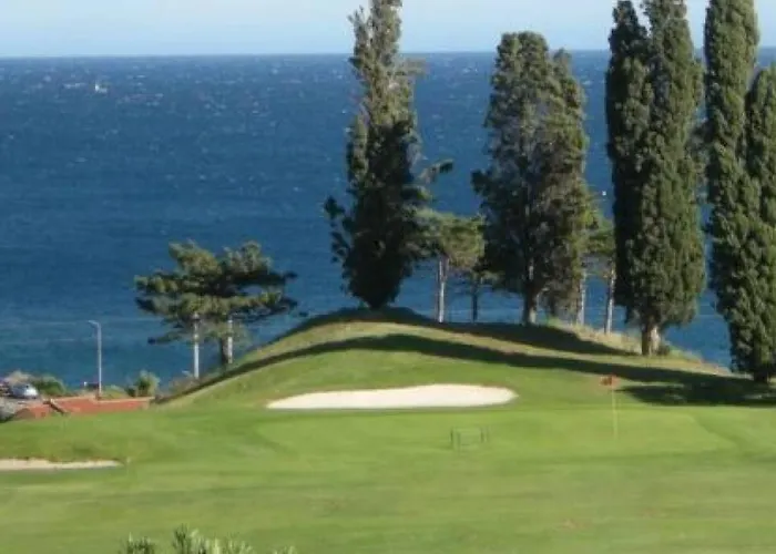 Cap Esterel 6 Pers Vue Classe 3 Etoiles Daire
